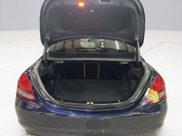 Used 2018 Mercedes-Benz C 300 Sedan image 31