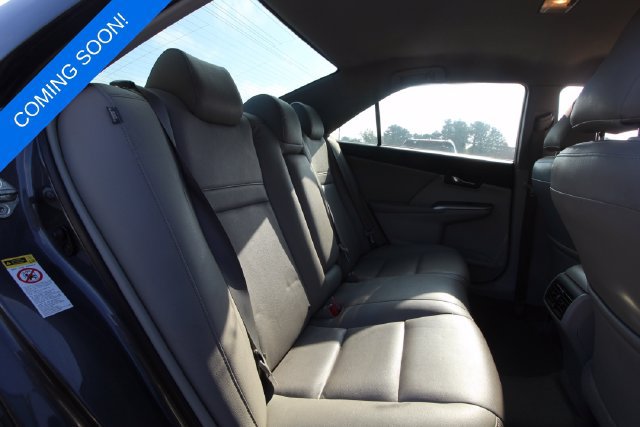 Used 2012 Toyota Camry XLE FWD image 4
