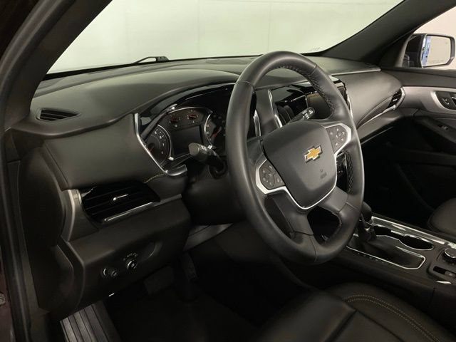 Used 2023 Chevrolet Traverse LT w/ LT Premium Package AWD/4WD image 21