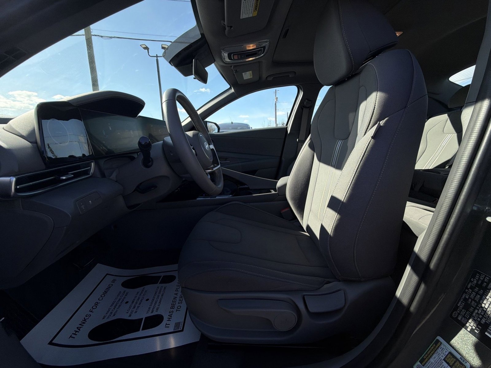 Certified 2025 Hyundai Elantra SEL image 13