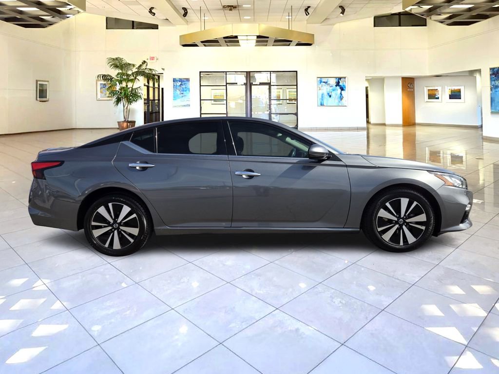 Used 2019 Nissan Altima 2.5 SV FWD image 4