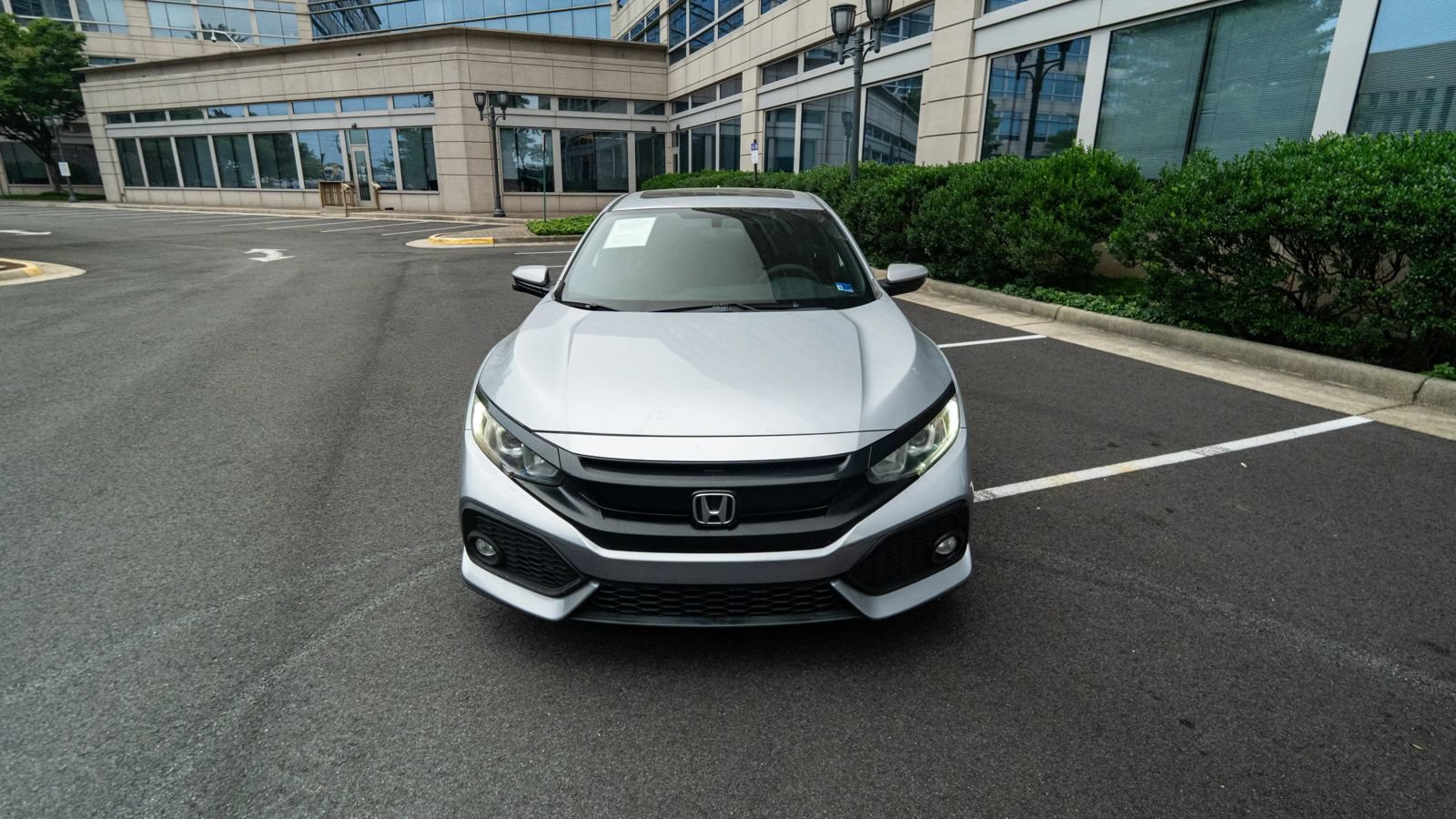 Used 2018 Honda Civic EX image 9