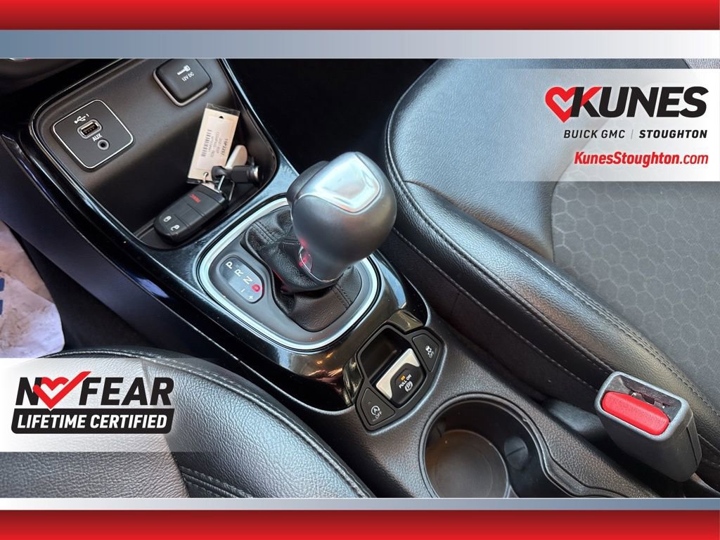 Used 2021 Jeep Compass Latitude FWD image 35