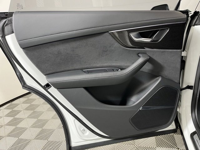 Used 2023 Audi SQ8 Prestige image 22