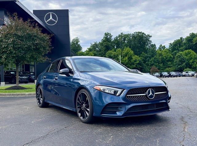 Used 2022 Mercedes-Benz A 220 4MATIC image 1