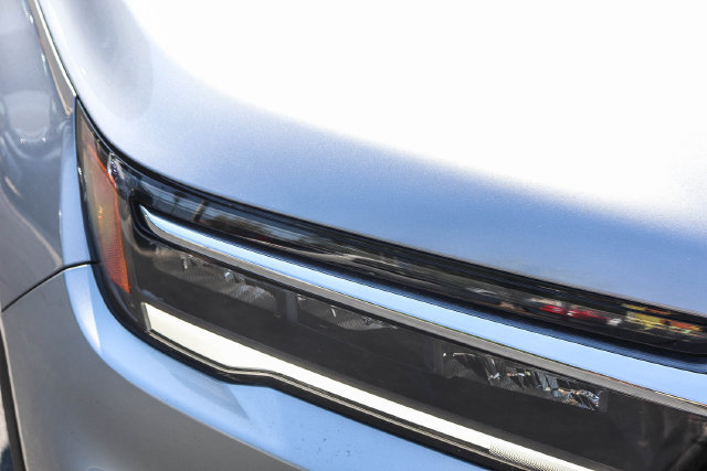 Certified 2025 Honda Pilot Touring image 6
