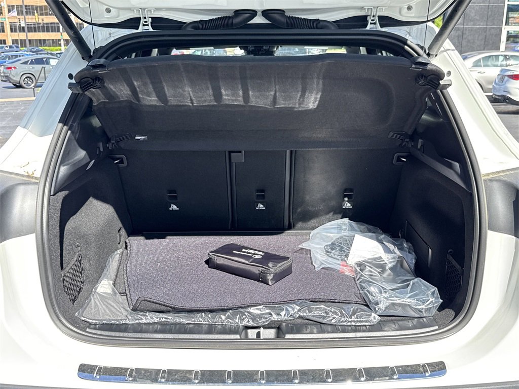 New 2025 Mercedes-Benz GLA 35 AMG 4MATIC image 15