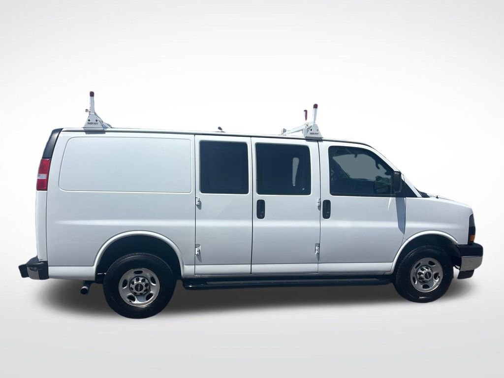Used 2018 GMC Savana 2500 w/ Driver Convenience Package RWD image 9