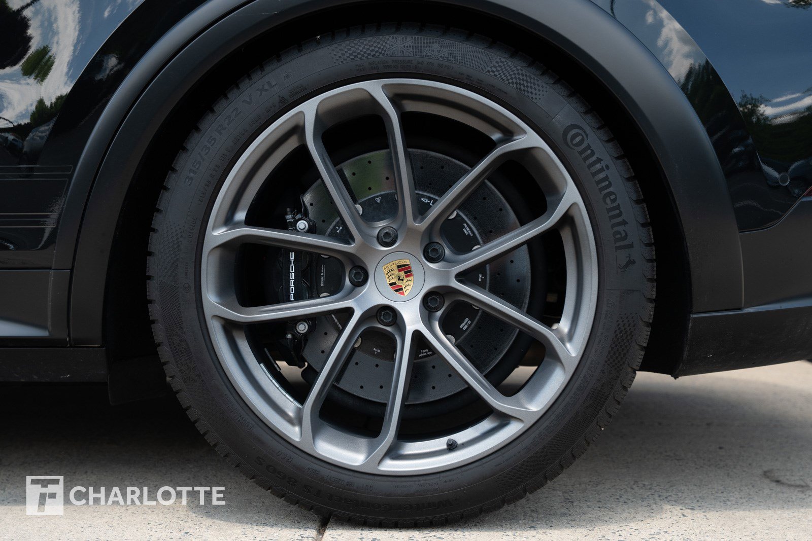 Used 2024 Porsche Cayenne Turbo GT AWD/4WD image 9