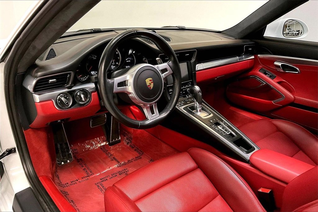 Used 2016 Porsche 911 Turbo image 7