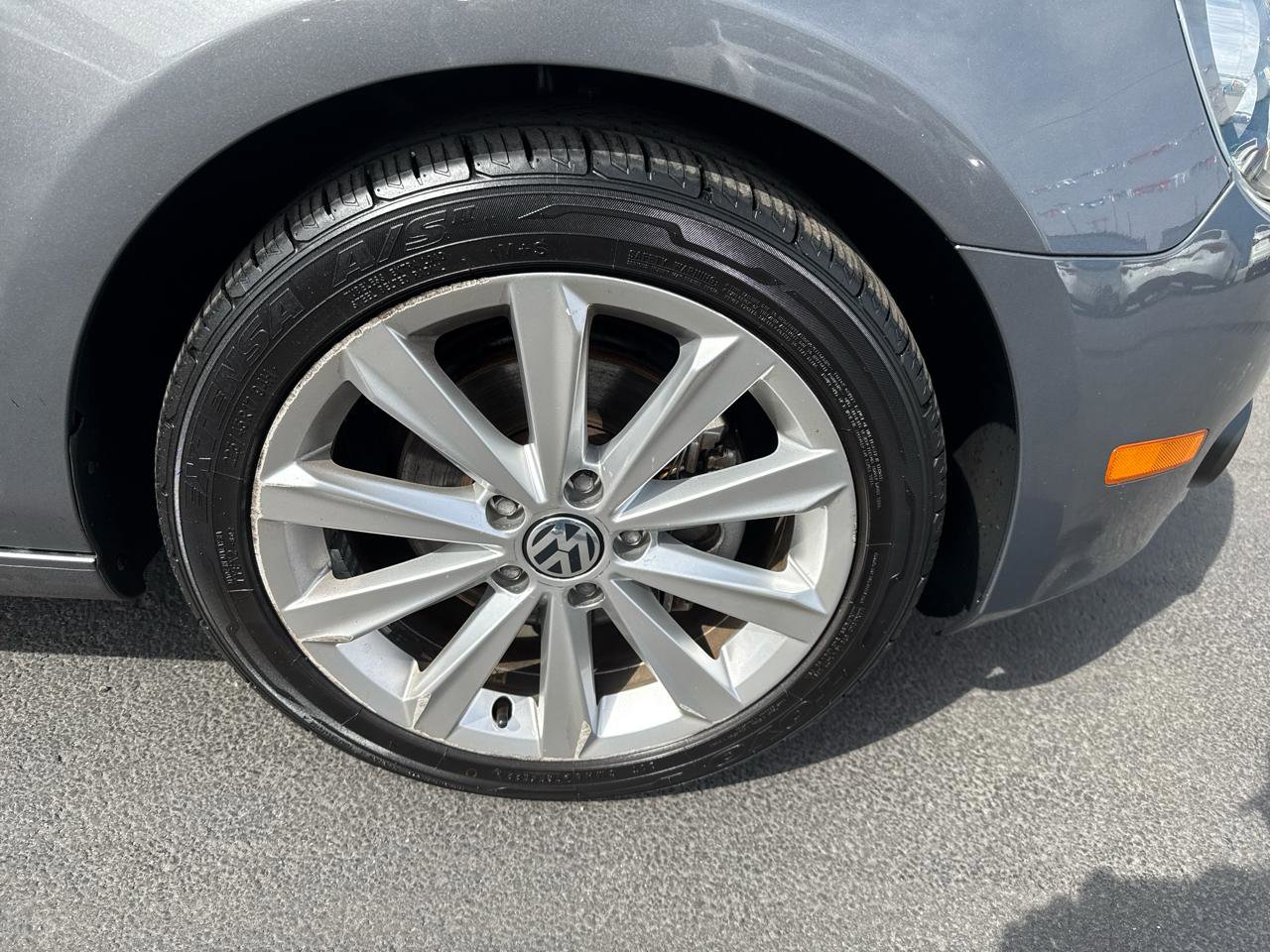 Used 2013 Volkswagen Golf TDI FWD image 29