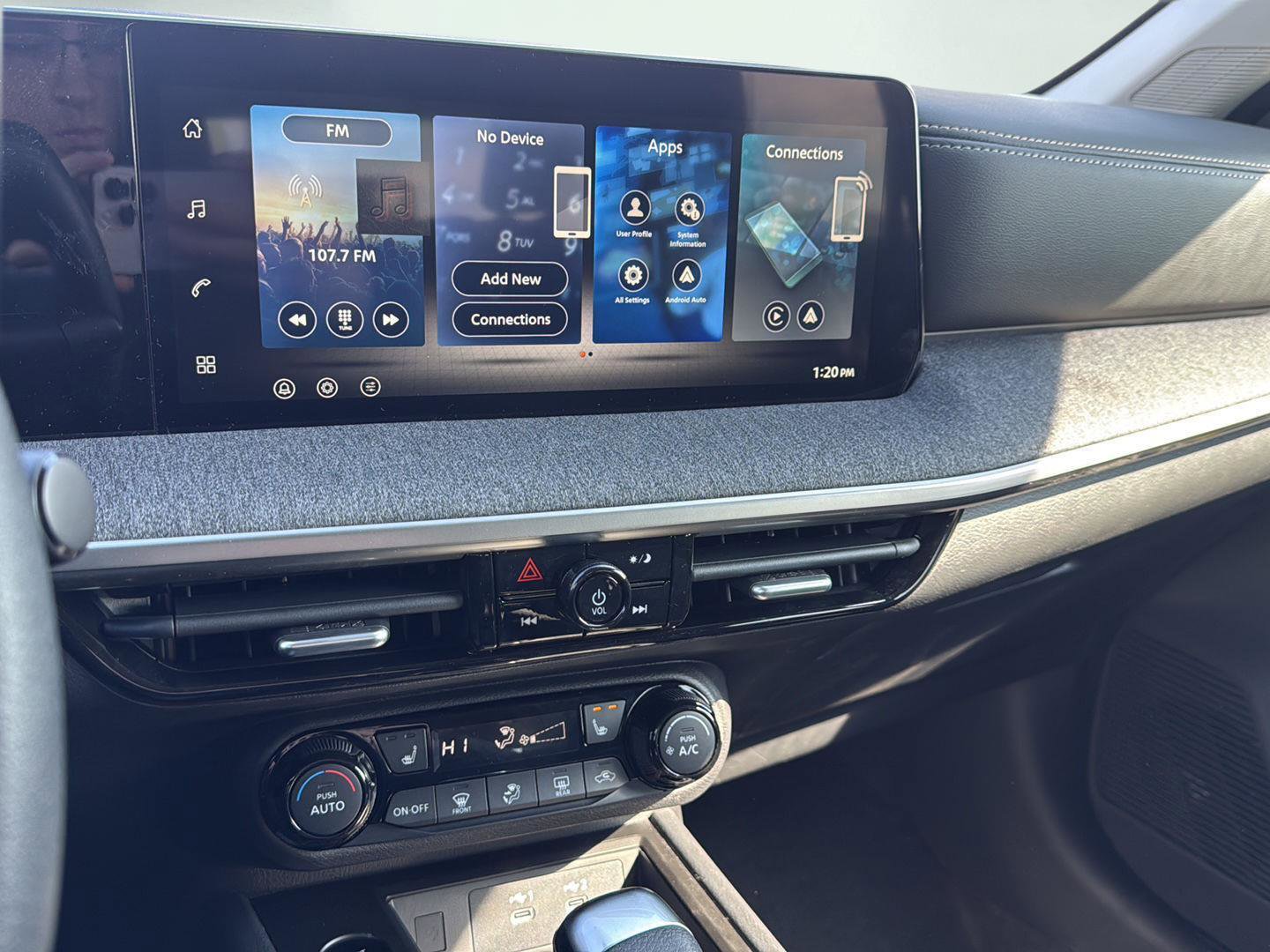 New 2026 Nissan Kicks SV image 15