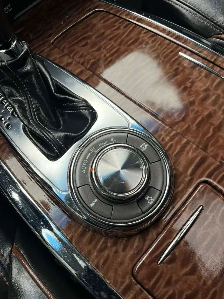 Used 2017 Nissan Armada Platinum w/ Captain Seat Package image 12