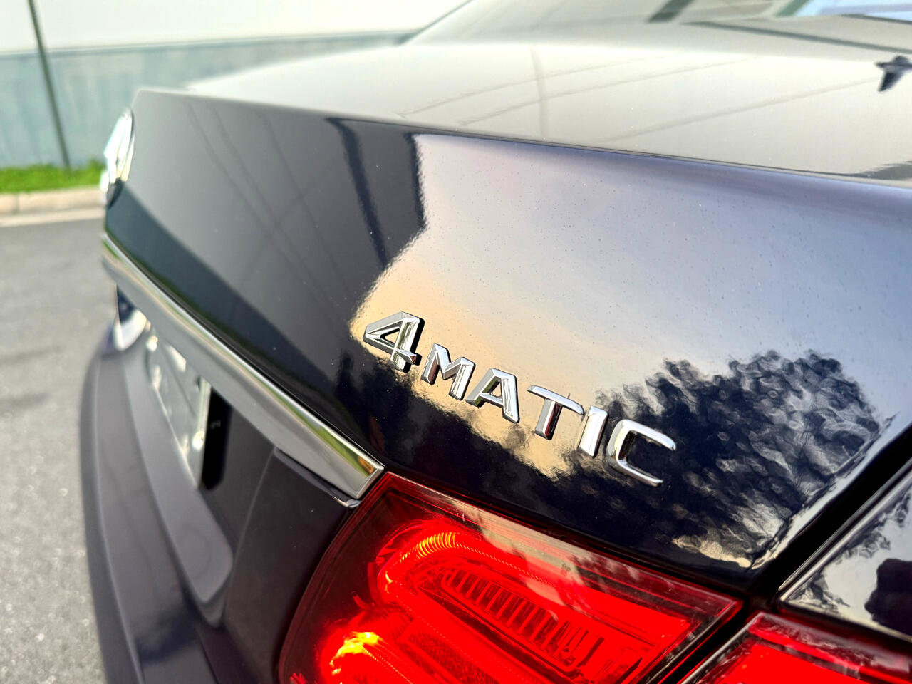 Used 2015 Mercedes-Benz E 350 4MATIC Sedan image 42