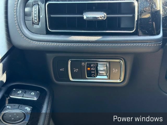 Used 2025 Lincoln Aviator Reserve w/ Equipment Group 201A AWD/4WD image 42