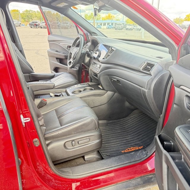 Used 2022 Honda Passport TrailSport image 11