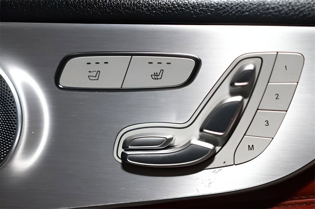 Used 2021 Mercedes-Benz C 300 C 300 image 25