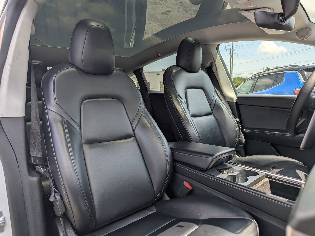 Used 2021 Tesla Model Y Long Range AWD/4WD image 11