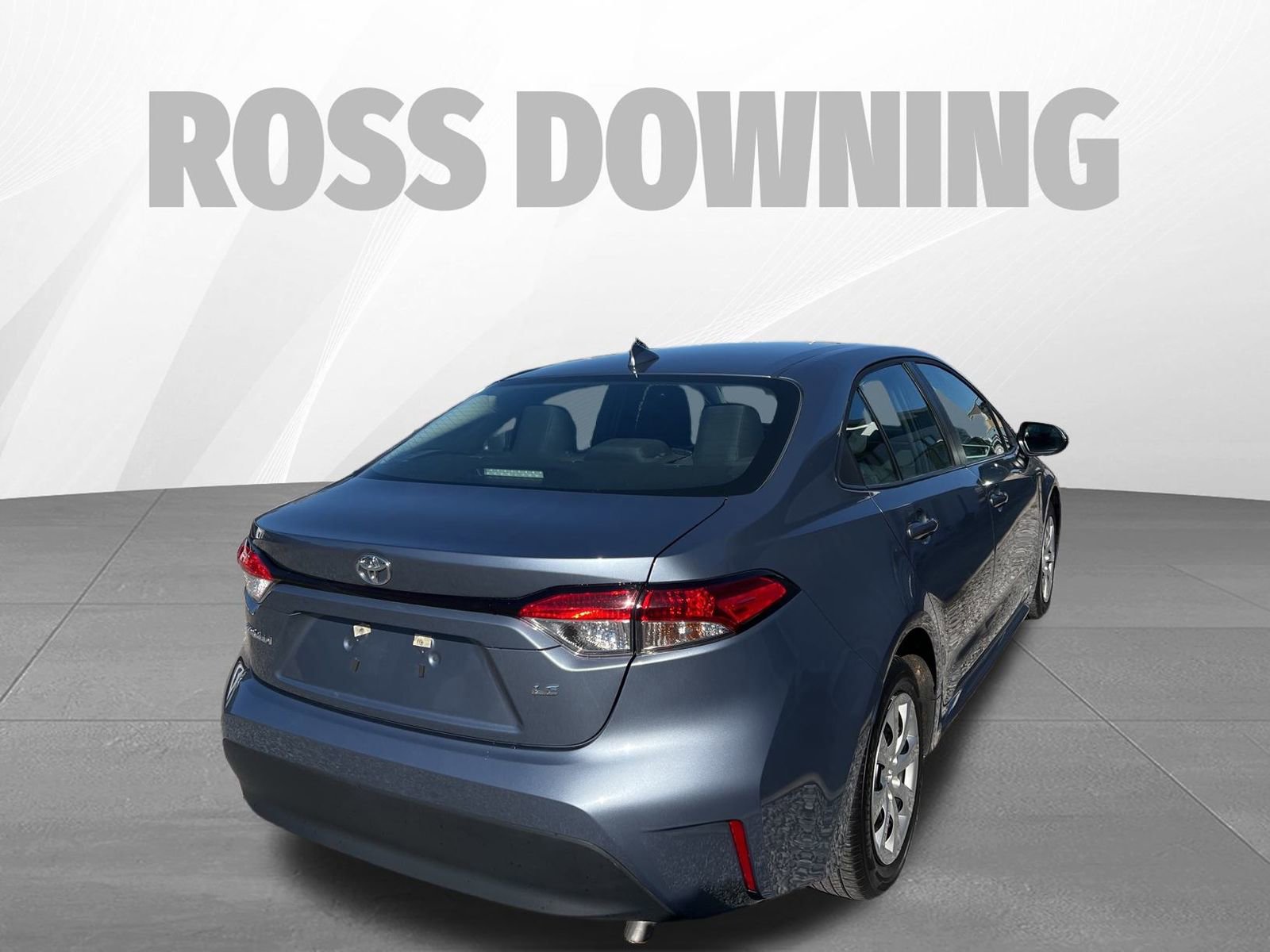 Used 2025 Toyota Corolla LE image 4