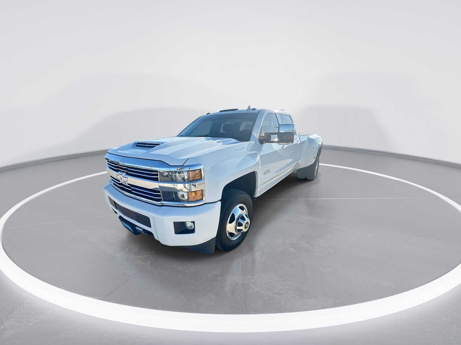 Used 2017 Chevrolet Silverado 3500 High Country AWD/4WD image 4