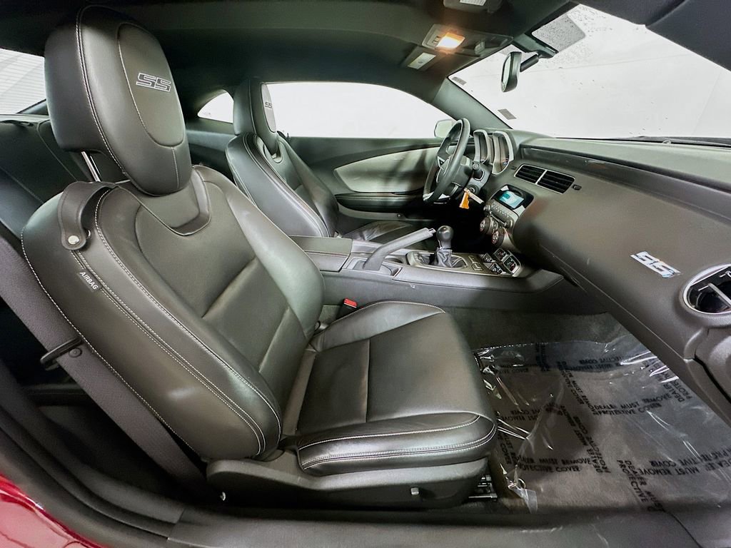 Used 2010 Chevrolet Camaro SS w/ RS Package image 11