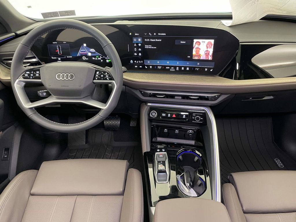 New 2025 Audi Q5 Premium Plus AWD/4WD image 25