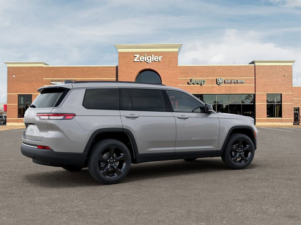 New 2026 Jeep Grand Cherokee L Limited w/ Limited Altitude Package AWD/4WD image 4