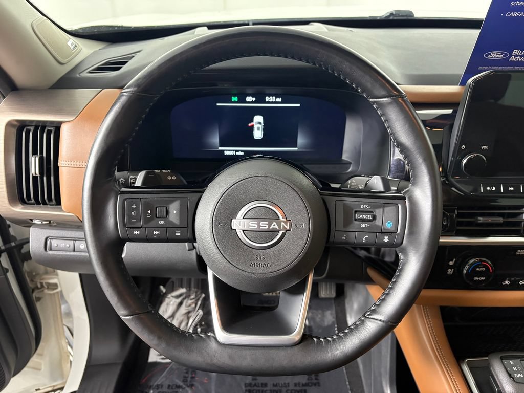 Used 2023 Nissan Pathfinder Platinum AWD/4WD image 16
