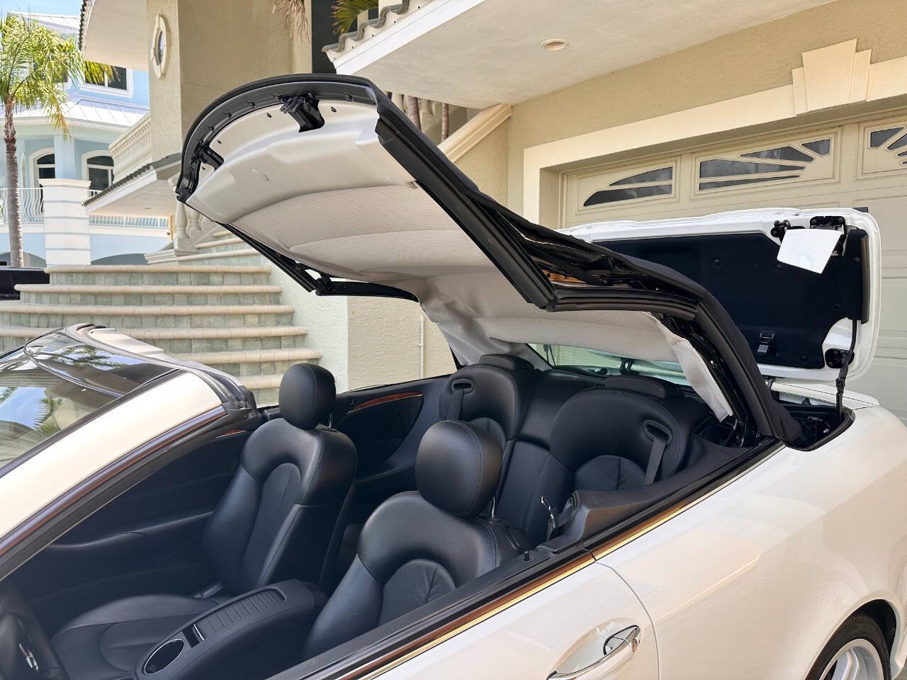 Used 2009 Mercedes-Benz CLK 550 Cabriolet image 55