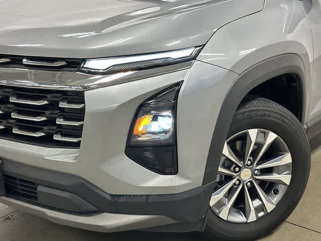 Used 2026 Chevrolet Equinox LT FWD image 31