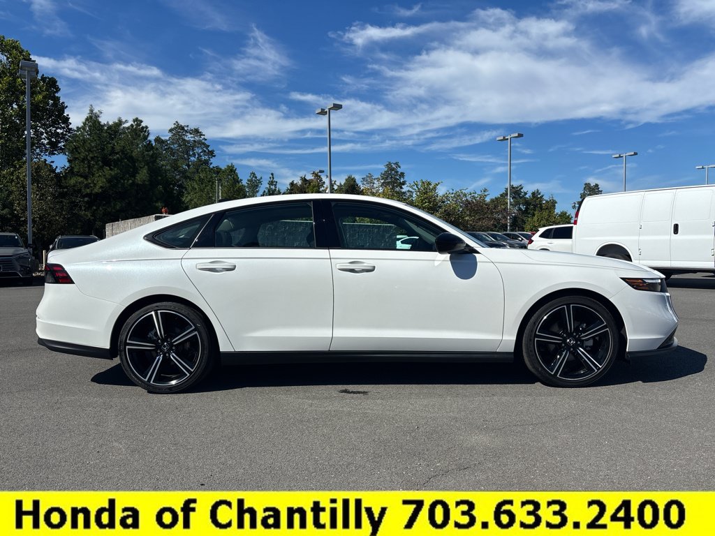 Used 2026 Honda Accord SE image 8