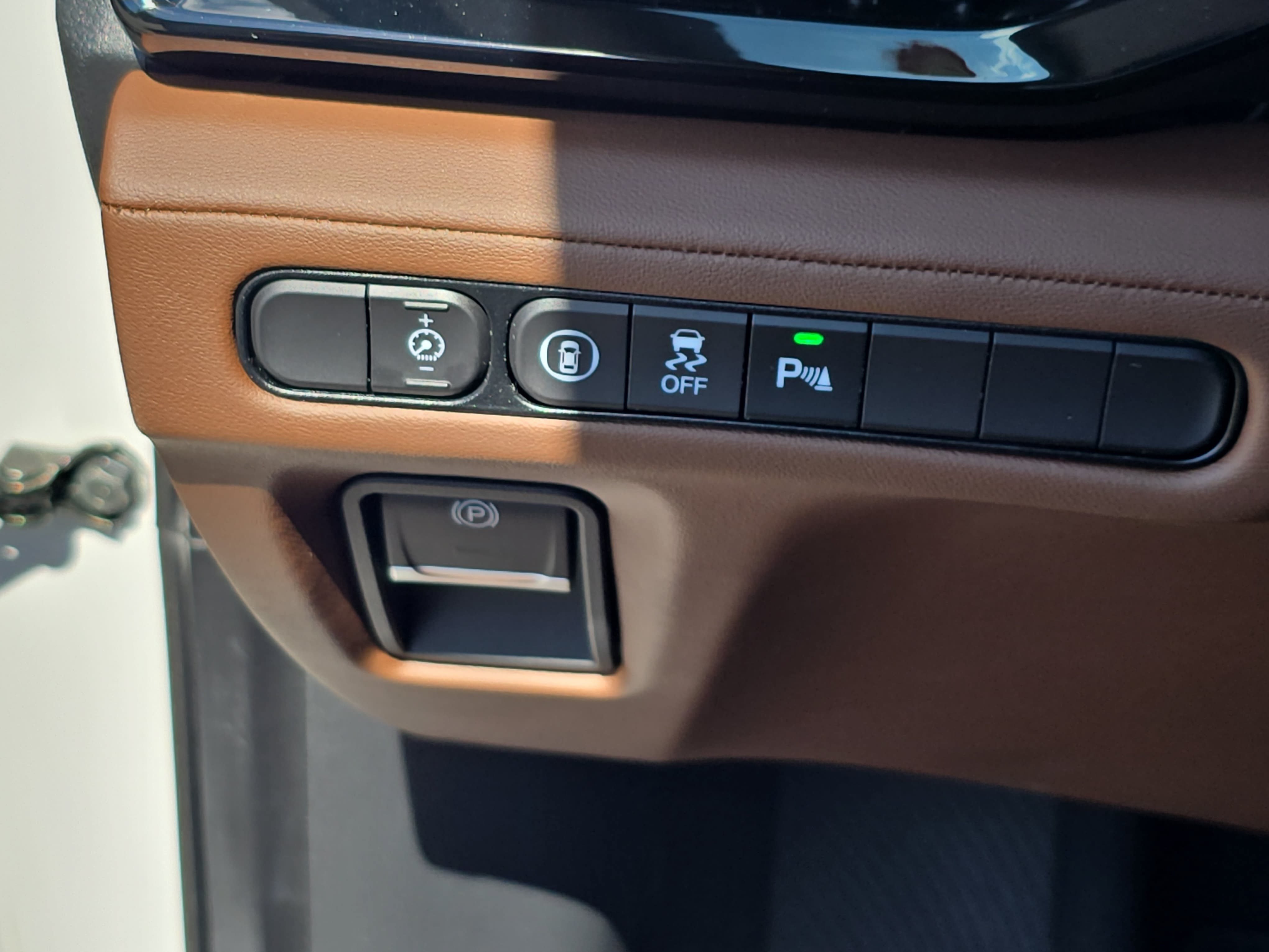 Certified 2023 Acura MDX w/ Technology Package FWD image 29