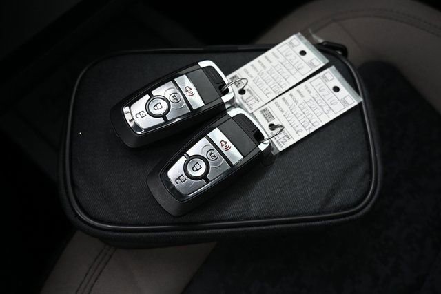 Used 2023 Ford Bronco Wildtrak image 46