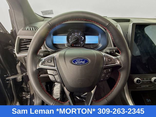 Used 2022 Ford Edge ST-Line image 11