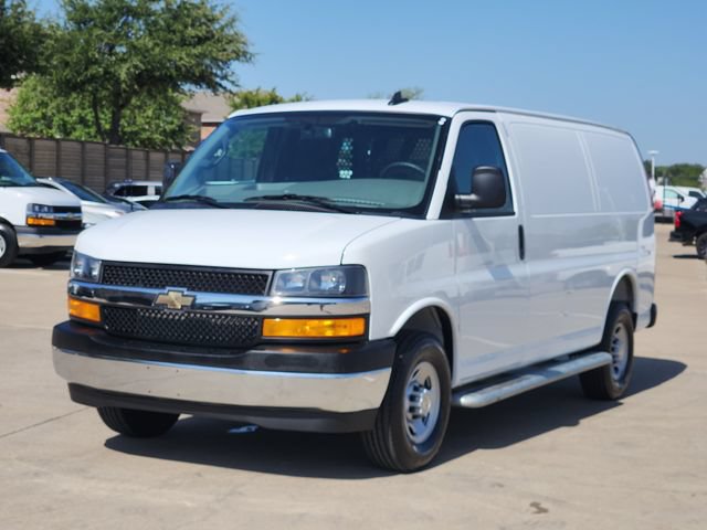 Used 2025 Chevrolet Express 2500 w/ Driver Convenience Package RWD image 10