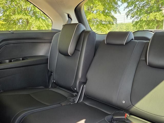 Certified 2025 Honda Odyssey Touring image 11