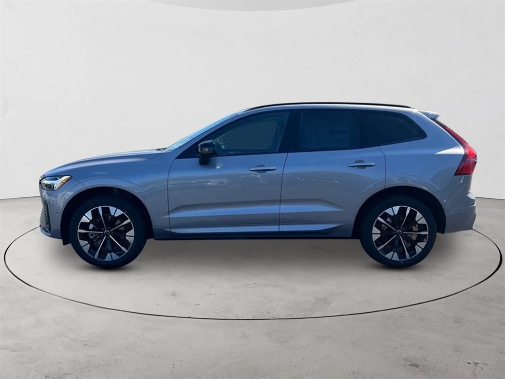 New 2026 Volvo XC60 B5 Plus w/ Protection Package Premier AWD/4WD image 2
