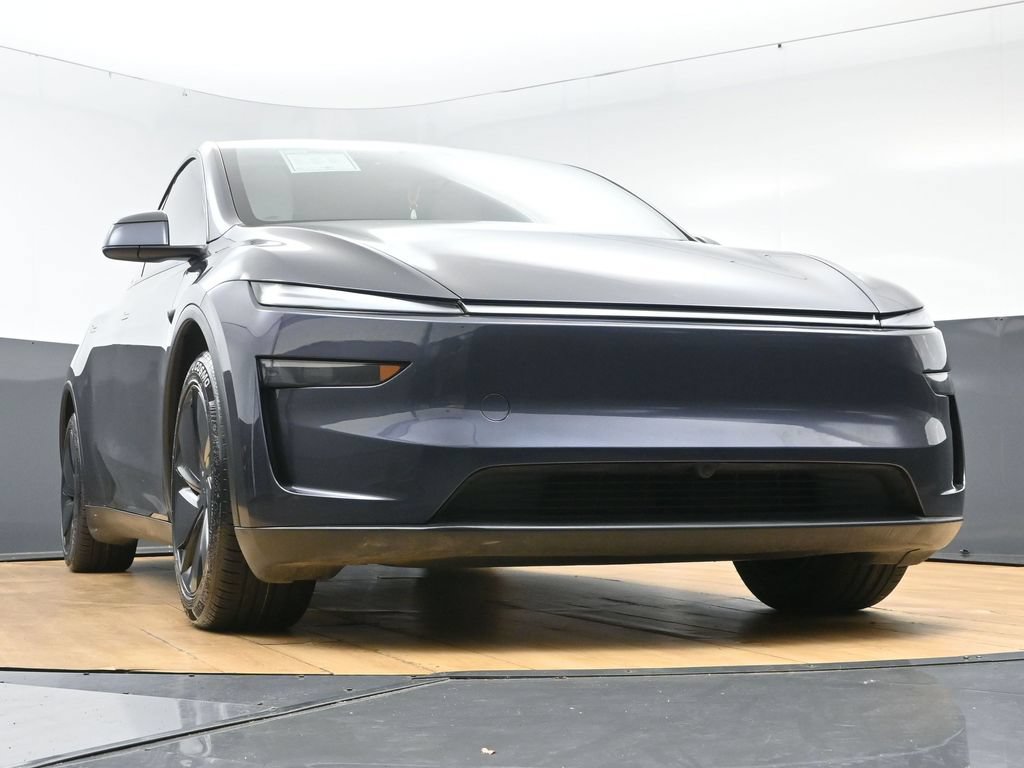 Used 2026 Tesla Model Y Long Range AWD/4WD image 47