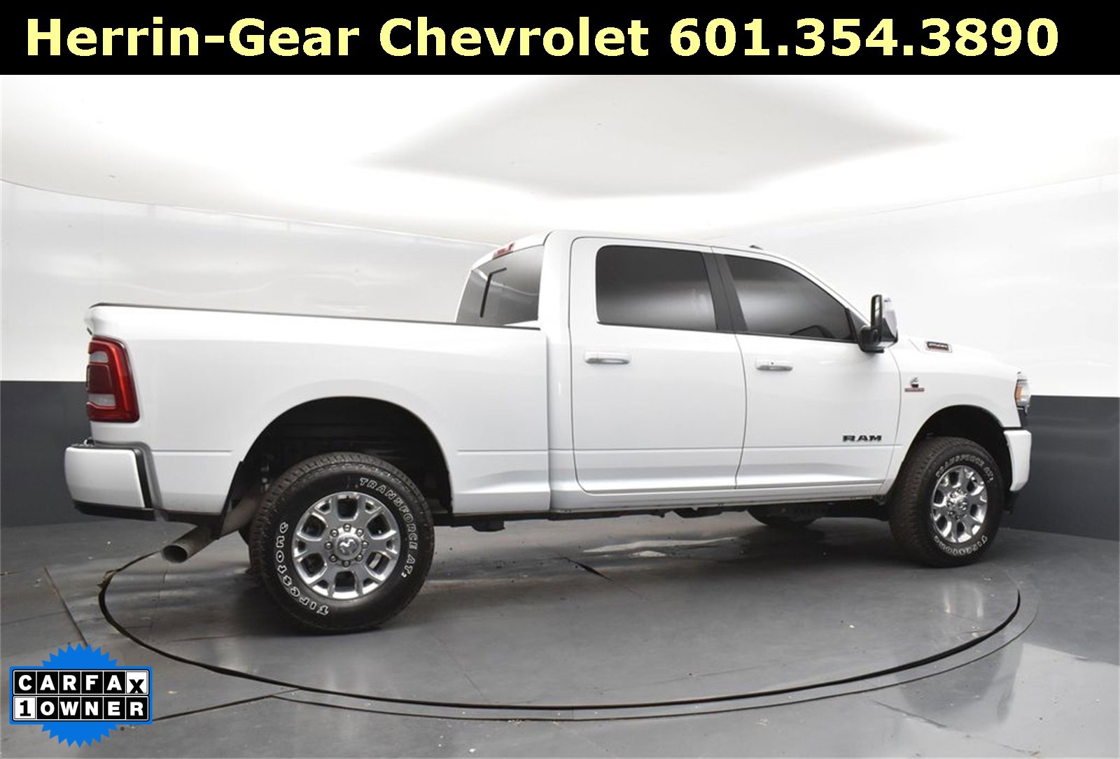 Used 2024 RAM 2500 Laramie w/ Safety Group image 8