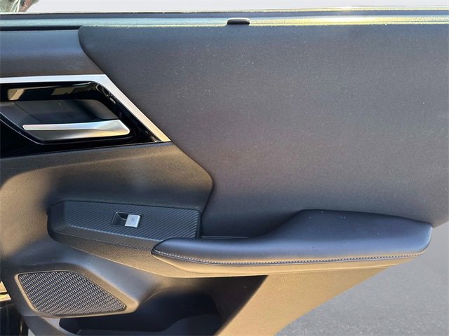 Used 2024 Mitsubishi Outlander ES image 19