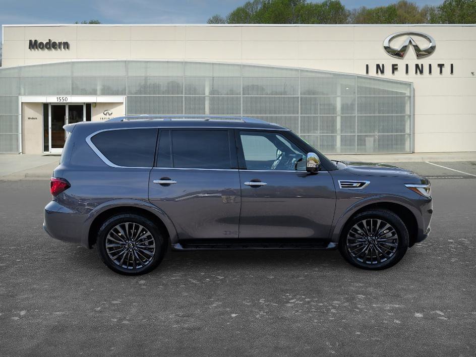 Used 2024 INFINITI QX80 Sensory w/ Cargo Package image 3