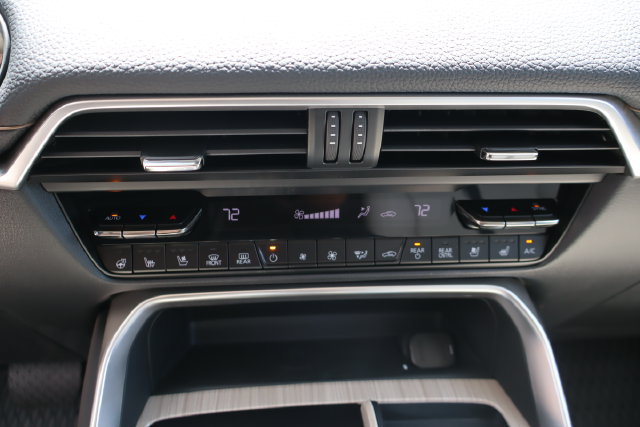 New 2026 MAZDA CX-90 Plug-In Hybrid w/Premium Sport AWD/4WD image 24