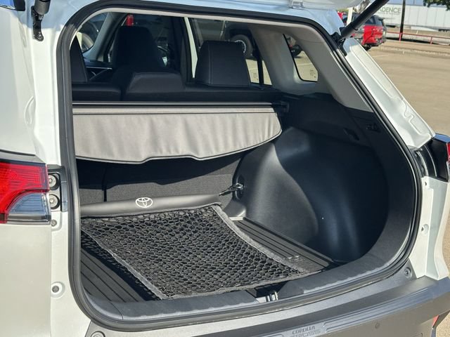 Certified 2026 Toyota Corolla Cross XLE w/ Convenience Package FWD image 33