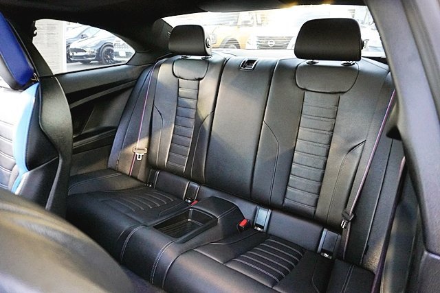 Used 2023 BMW M2 w/ Lighting Package image 18