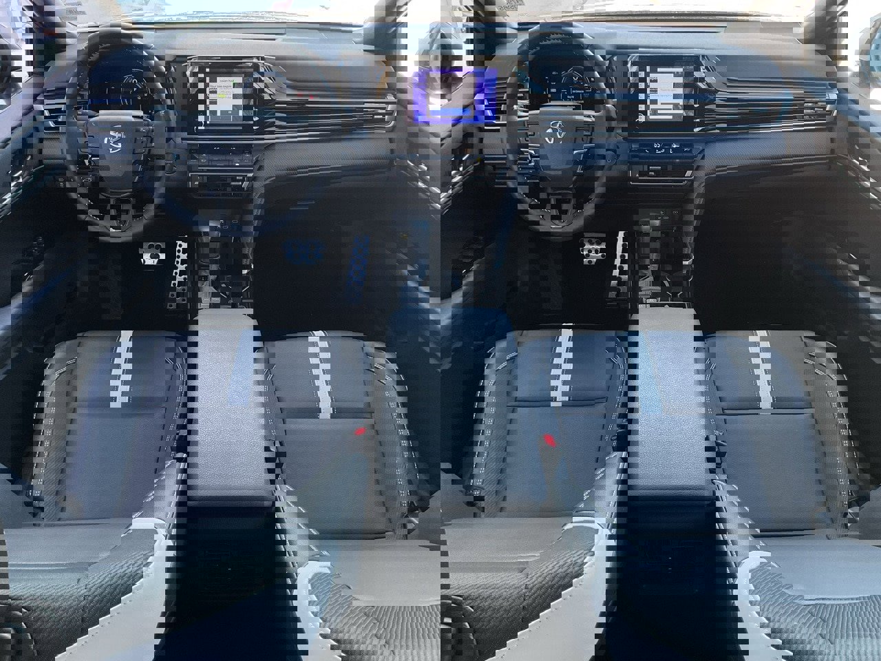 Used 2025 Toyota Camry SE image 19