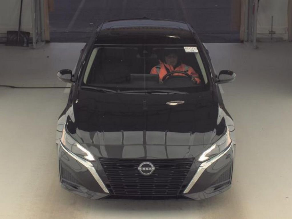 Used 2023 Nissan Altima 2.5 SL FWD image 3