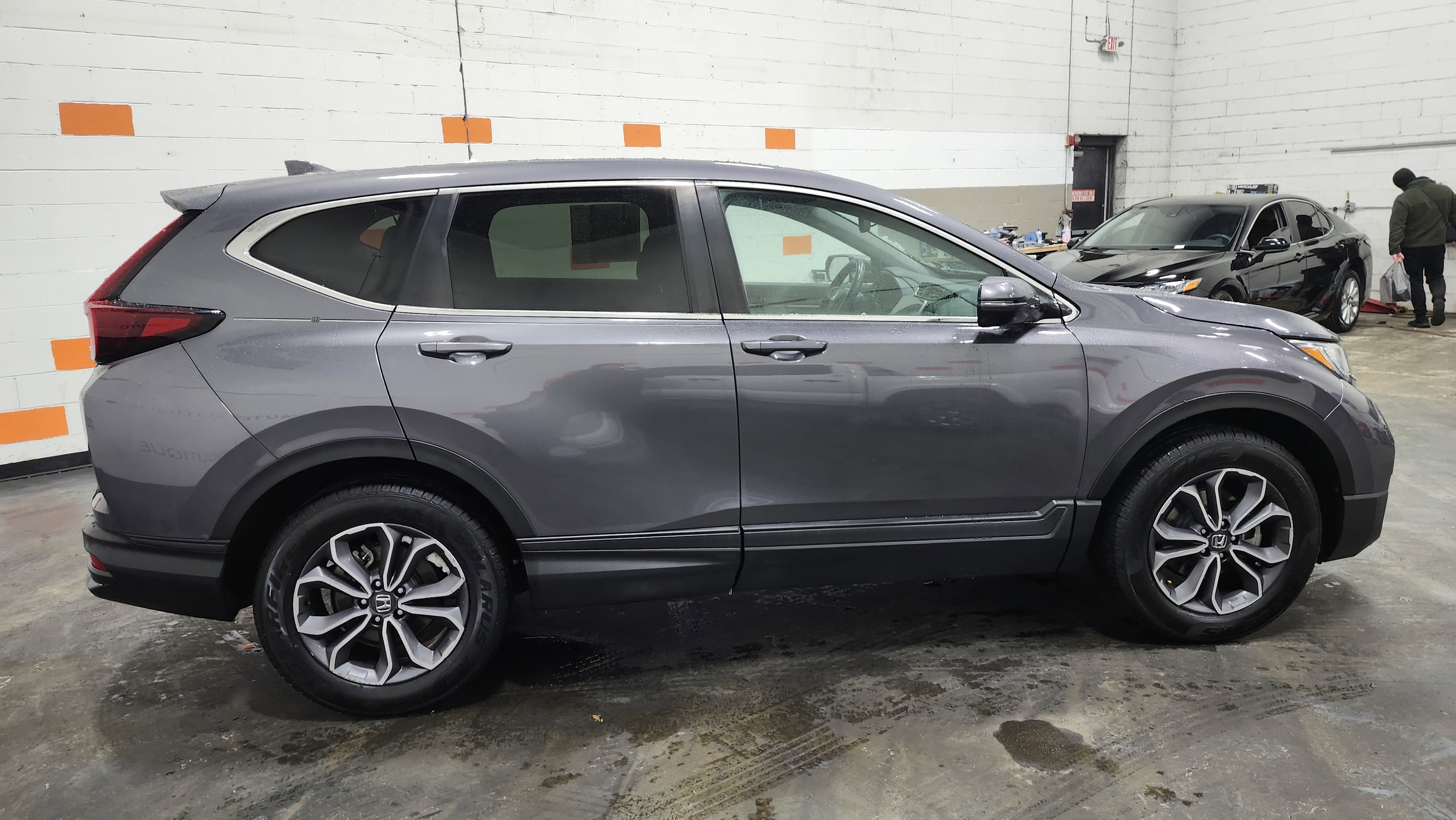 Used 2021 Honda CR-V EX-L image 11