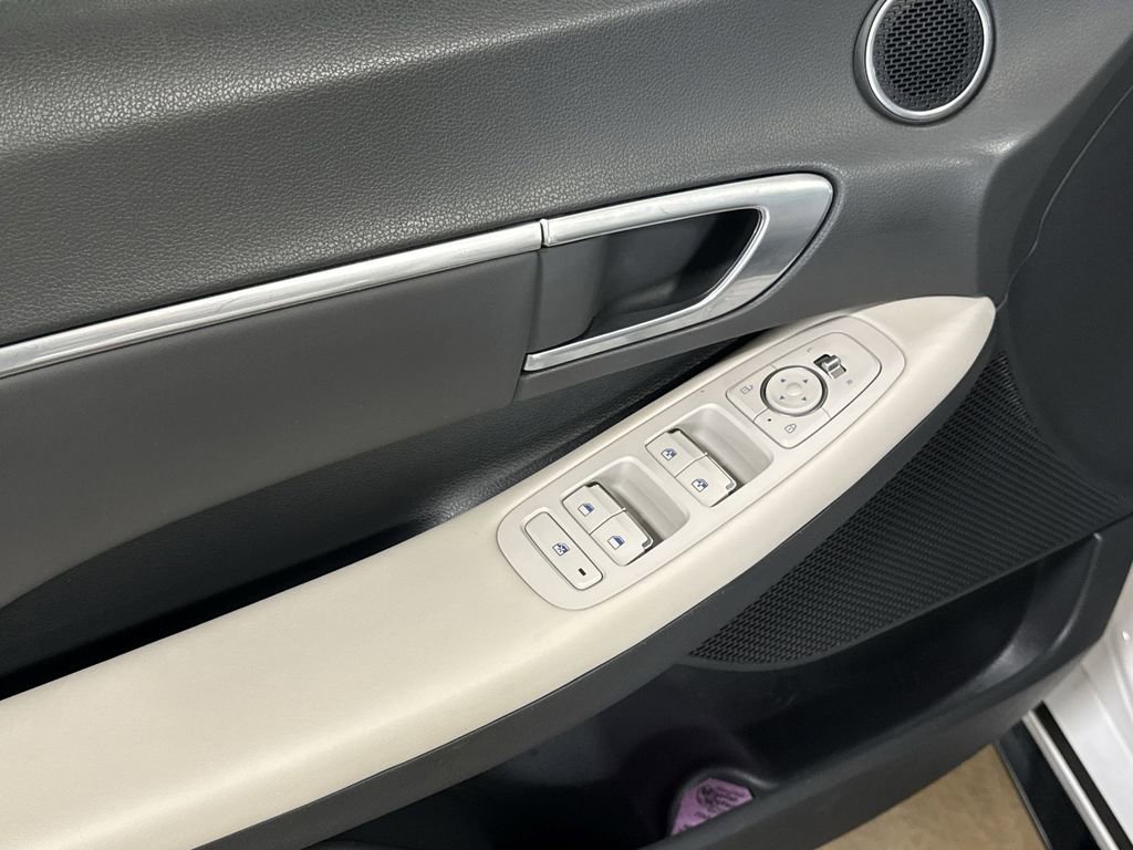 Used 2022 Hyundai Sonata SEL FWD image 13