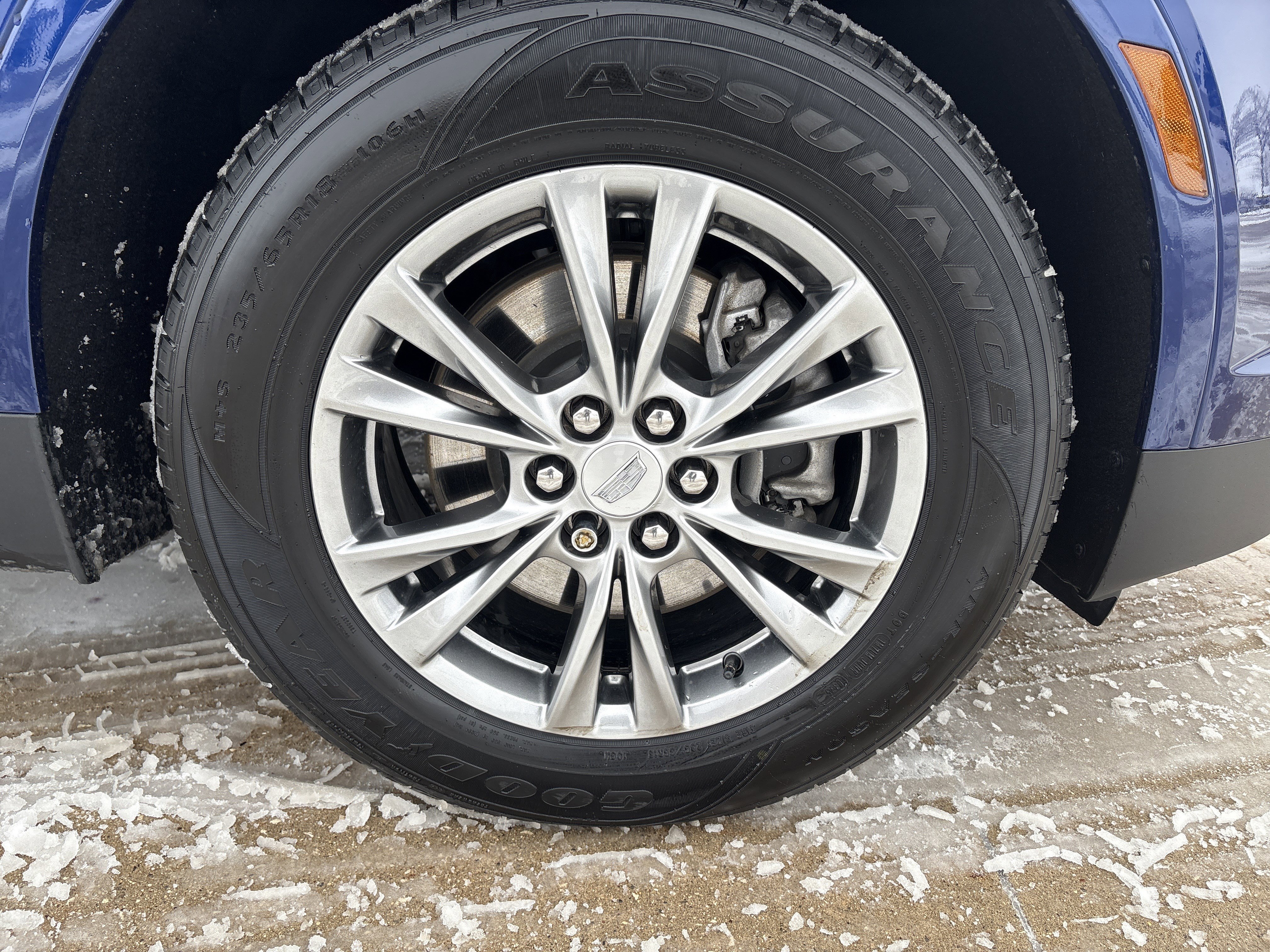 Used 2023 Cadillac XT5 Premium Luxury w/ LPO, Floor Liner Package image 9