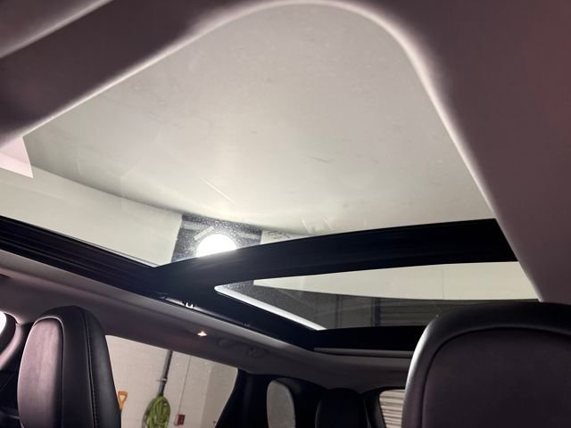 Used 2019 Jeep Cherokee Limited image 22